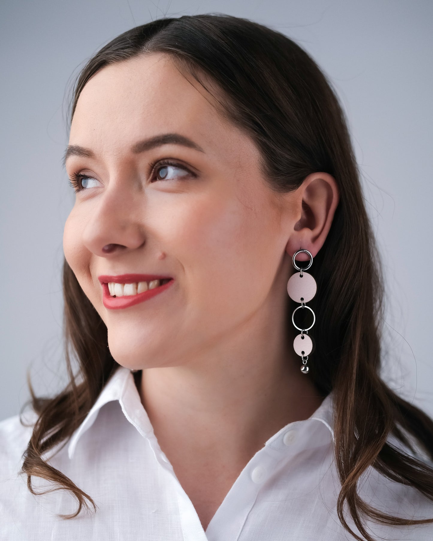 Tyyni korvakorut
